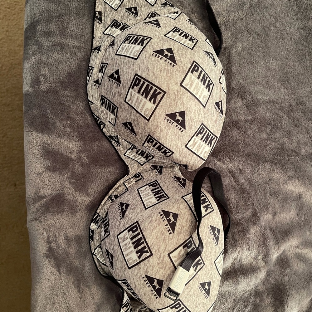 Multi-way 36DD Victoria secret push up bra NWT